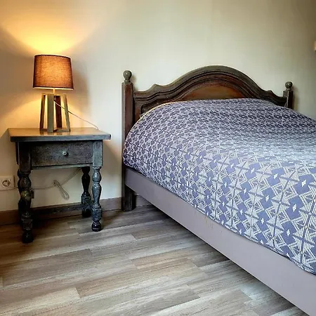 Au 1894 Grand Cru Διαμέρισμα *