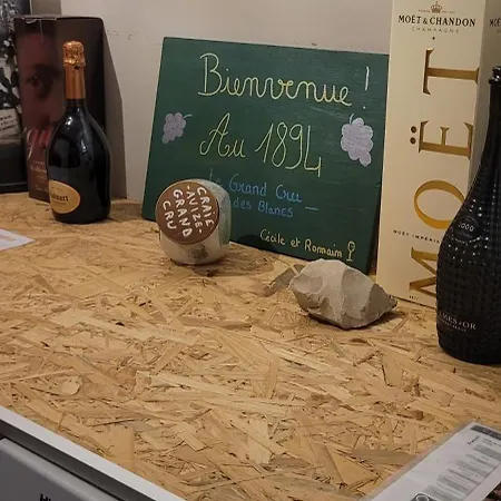 Au 1894 Grand Cru Apartment